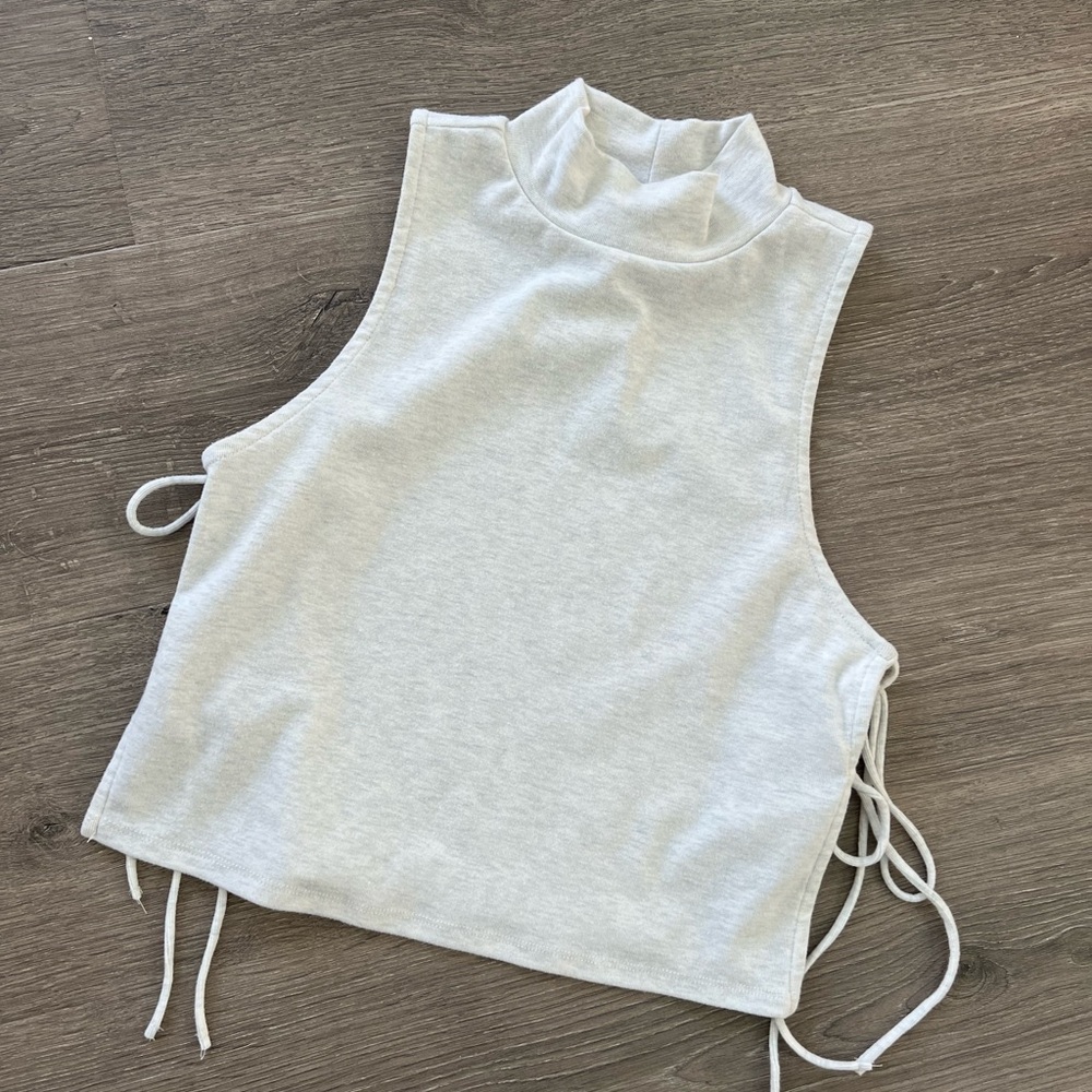 Wild Fable Light Gray Cut Out Tank Top